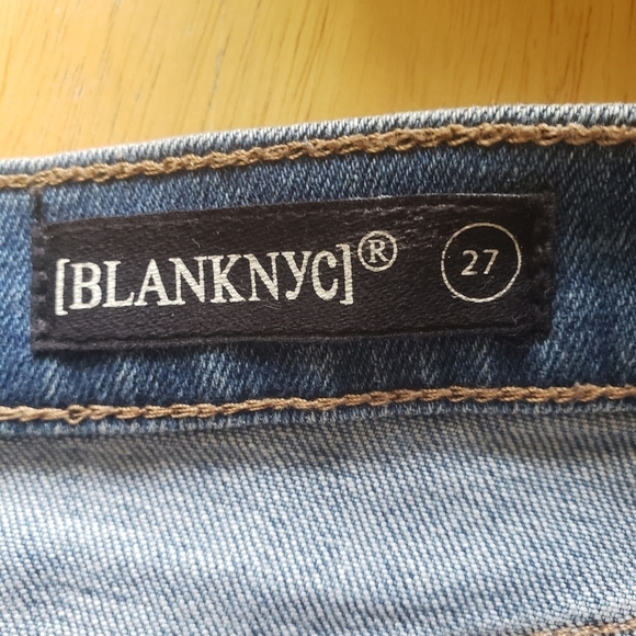 Blank NYC Denim Mini Skirt With Raw Hem, Size 27, Blue - Picture 9 of 16